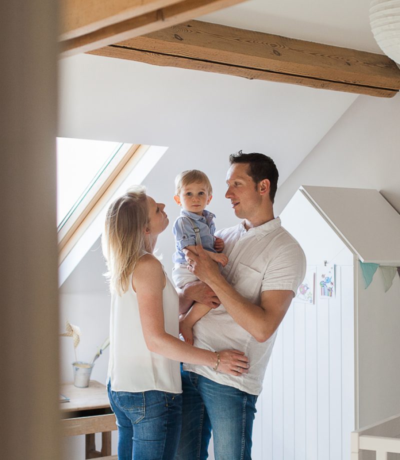 Séance-en-famille-à-domicile-lifestyle-photographe-famille-enfant-bébé-nord-pas-de-calais-marine-szczepaniak-11