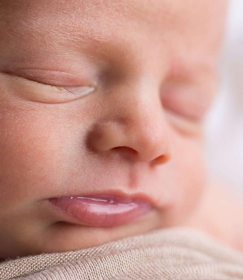 photographe-naissance-lille-nord-pas-de-calais-marine-szczepaniak-studio-photo-bebe-grossesse