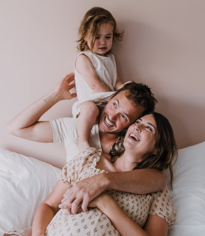 seance-grossesse-en-famille-citadelle-lille-domicile-cocooning-marine-szczepaniak-photographe-famille-nord-pas-de-calais-31