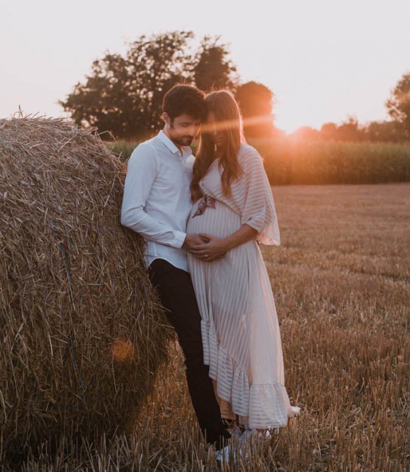 seance-grossesse-maternite-golden-hour-champs-nord-pas-de-calais-marine-szczepaniak-photographe-mariage-naissance-lifestyle-33