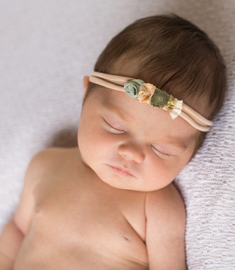 seance-naissance-studio-photo-bethune-lille-arras-photographe-bebe-nouveau-ne-naissance-grossesse-pas-de-calais-lille