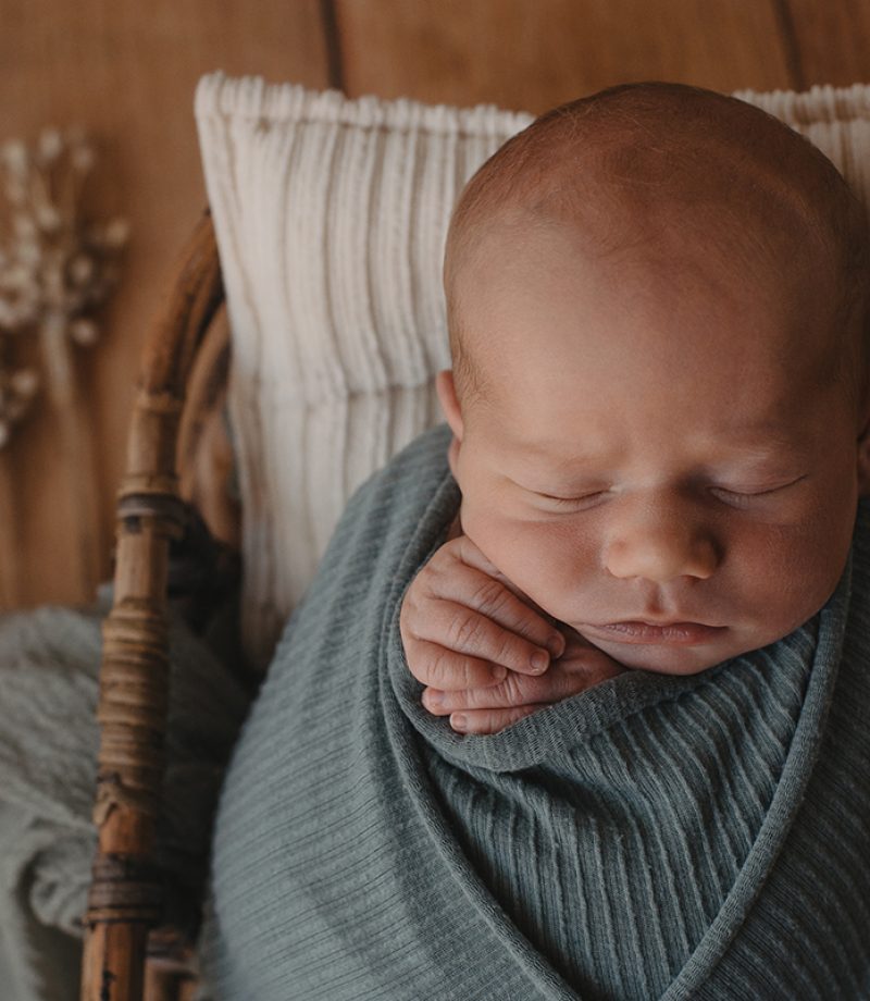 seance-naissance-studio-photo-locon-naissance-bebe-nouveau-ne-grossesse-maternite-bethune-marine-szczepaniak-07