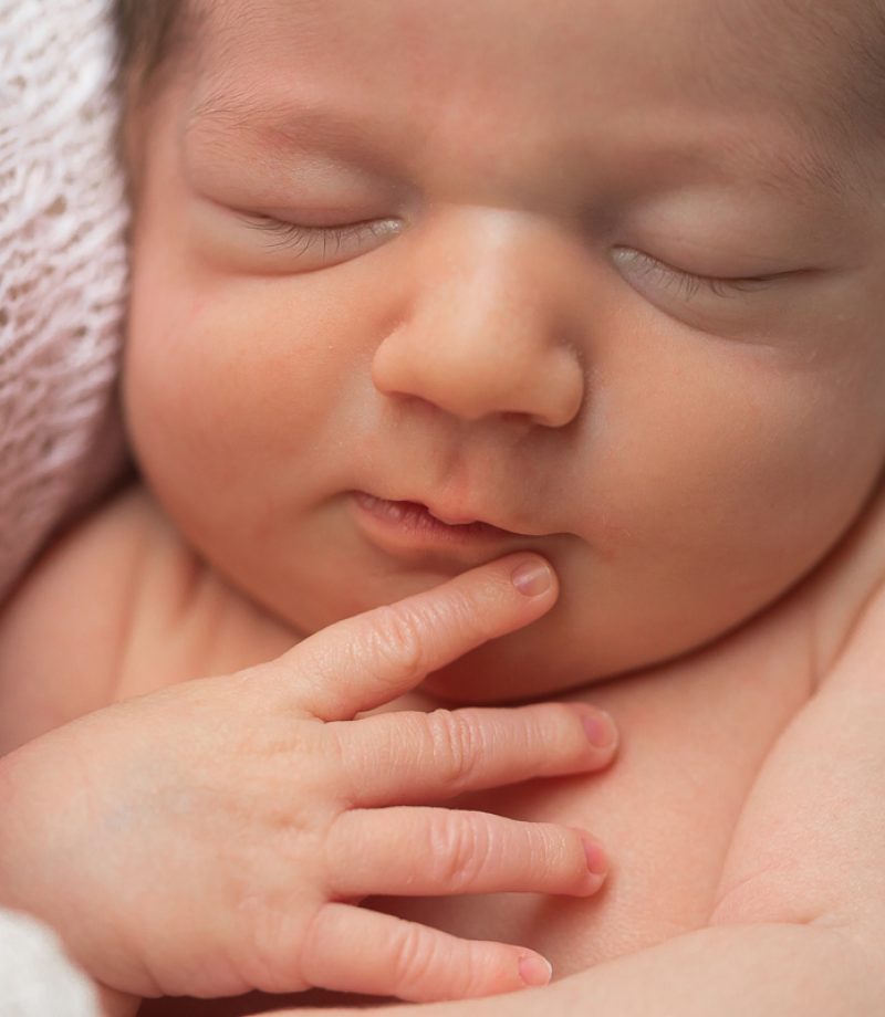 seance-photo-naissance-bebe-nouveau-ne-marine-szczepaniak-photographe-lille-bethune-studio-photo-15